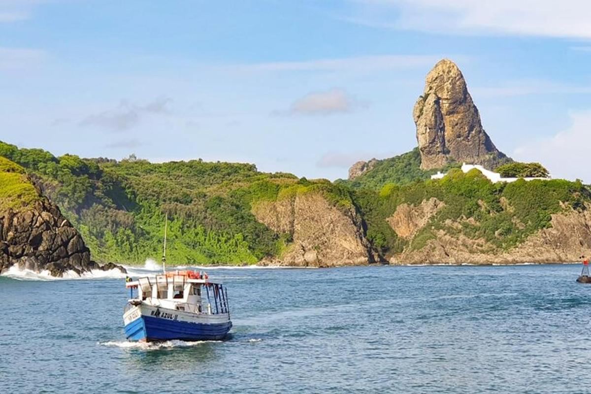 Noronha TOUR  Paseo en Barco tradicional